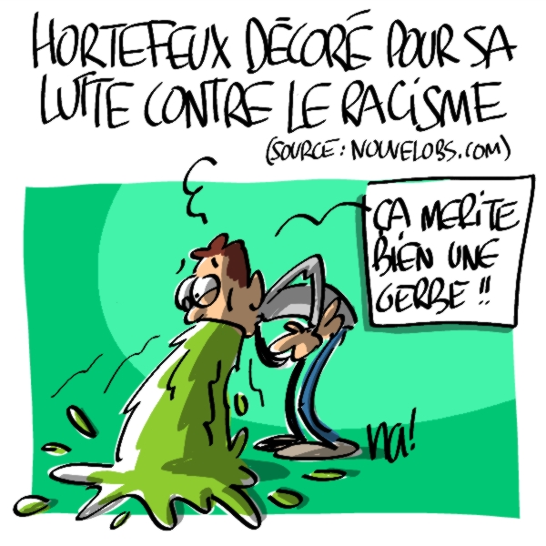 Nactualités : Brice Hortefeux décoré pour sa lutte contre le racisme (source : nouvelobs.com)