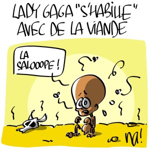 Nactualités : Lady Gaga « s’habille » avec de la viande…