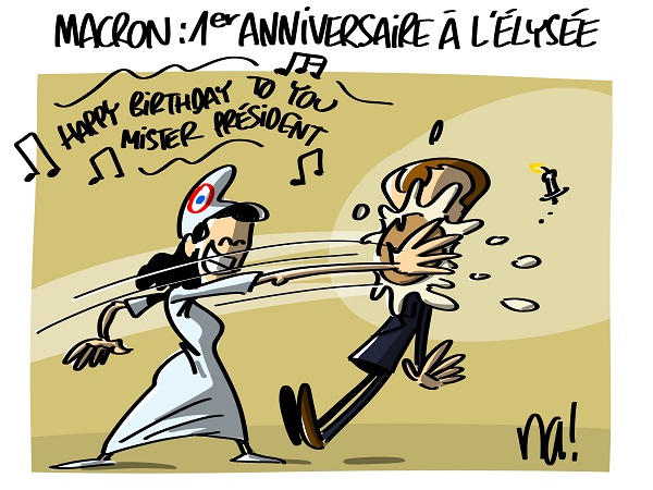 2288_macron_premier_anniversaire