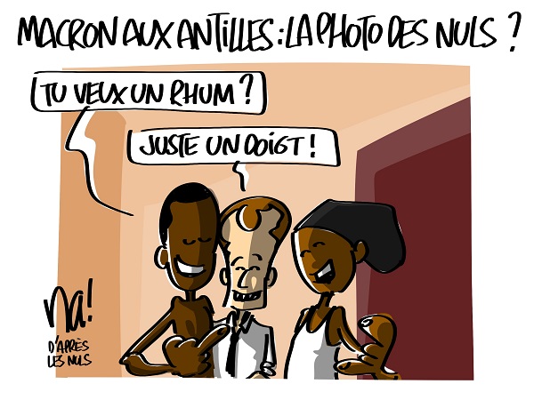 2352_macron_antilles