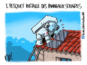 Thomas Pesquet installe des panneaux solaires